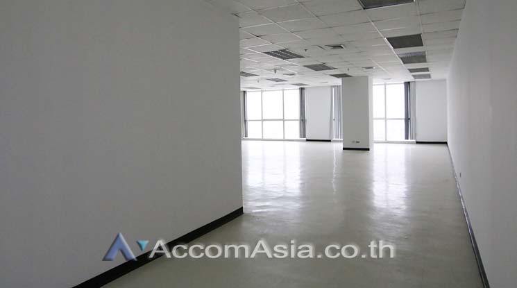  1  Office Space For Rent in Phaholyothin ,Bangkok MRT Phahon Yothin at TP & T Building AA14314